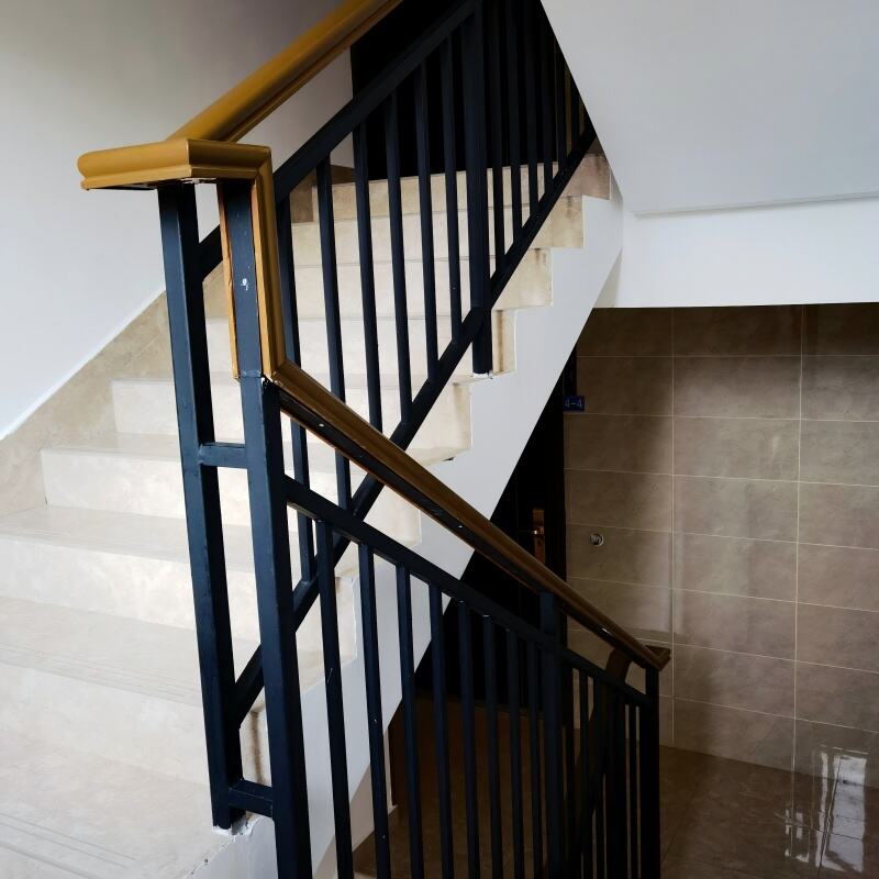 Εξαιρετικά Κιγκλιδώματα Από Χαλύβδινο Υλικό Με Επίστρωση Ψευδαργύρου Για Ασφάλεια Και Ανθεκτικότητα