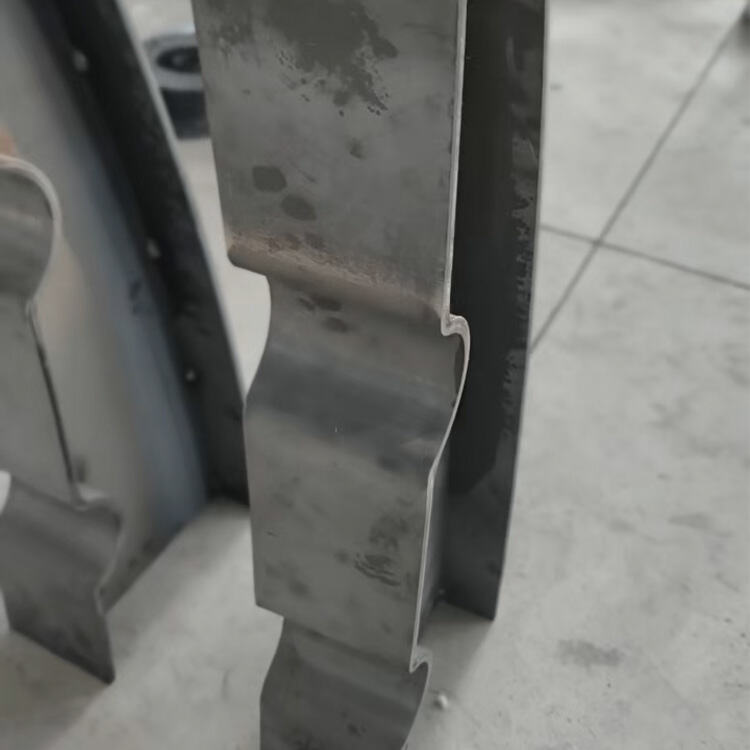 column (1)(4b518c3506).jpg