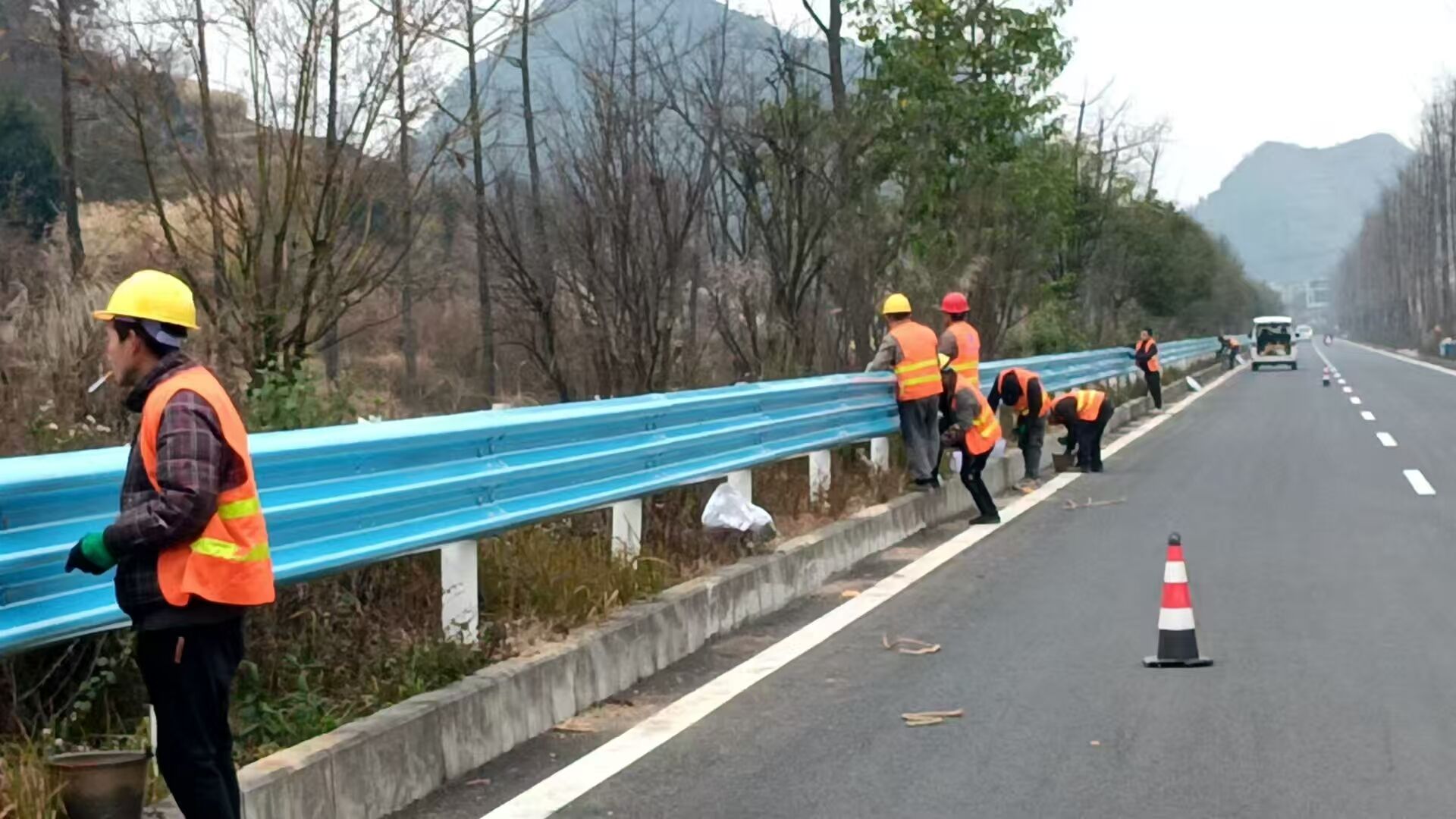Манай мөргөлтийн саадын балкуудын онцгой чанар, аюулгүй байдал