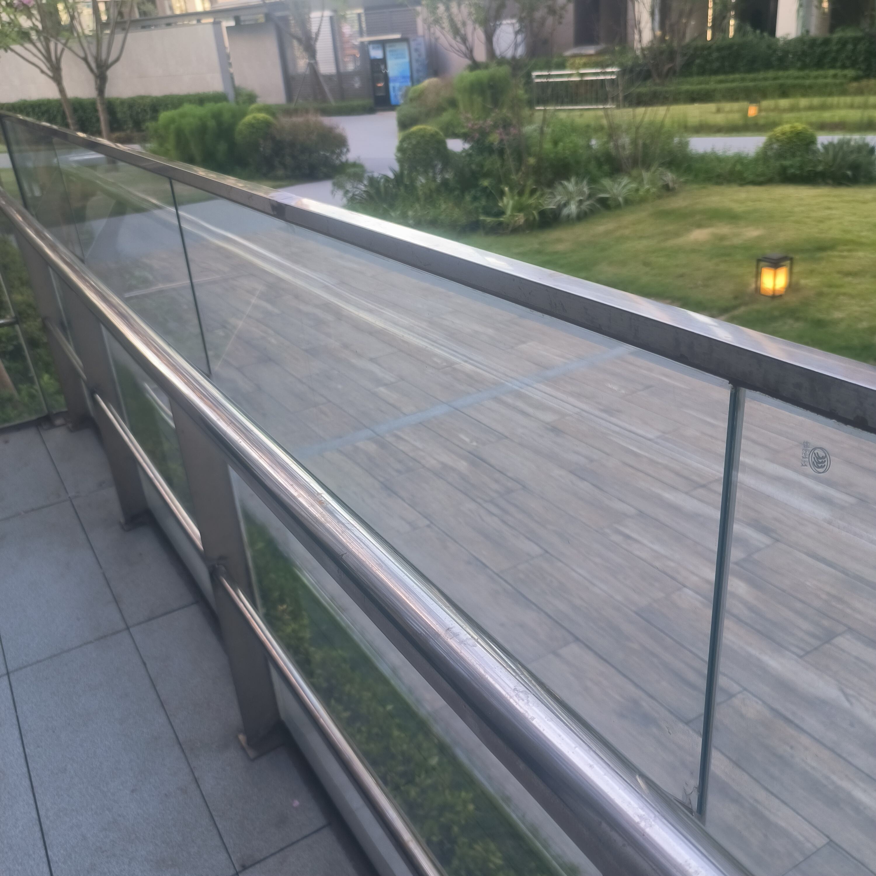 Εξαιρετικές λύσεις γυάλινων κιγκλιδωμάτων για κάθε ανάγκη