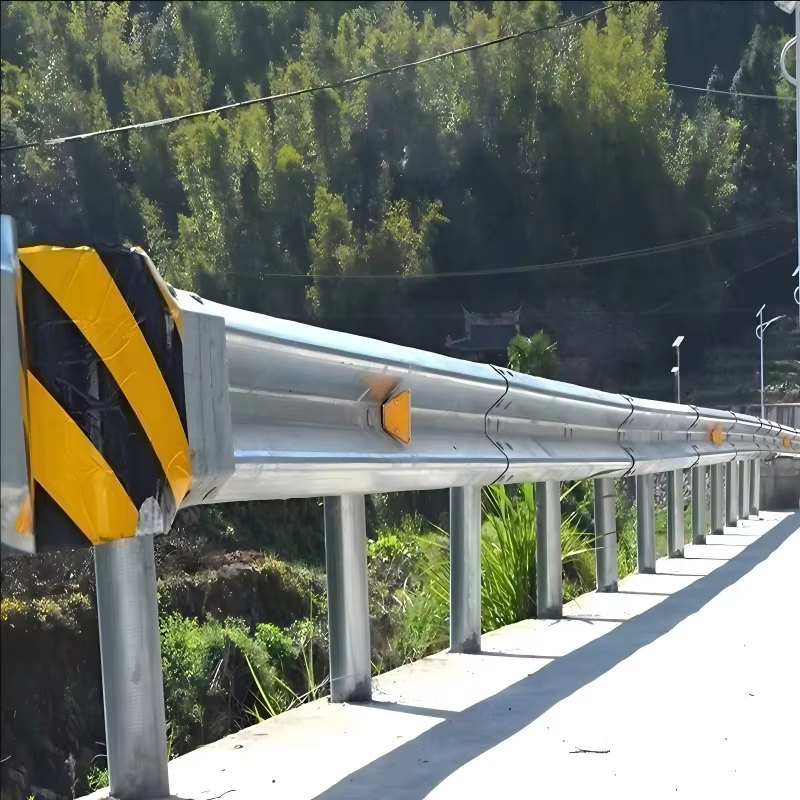 Hot-Dip Galvanized Corrugated Steel Traffic Barrier, 4320mm Length  ASTM A123 Certified for Highway and Bridge Safety manufacture