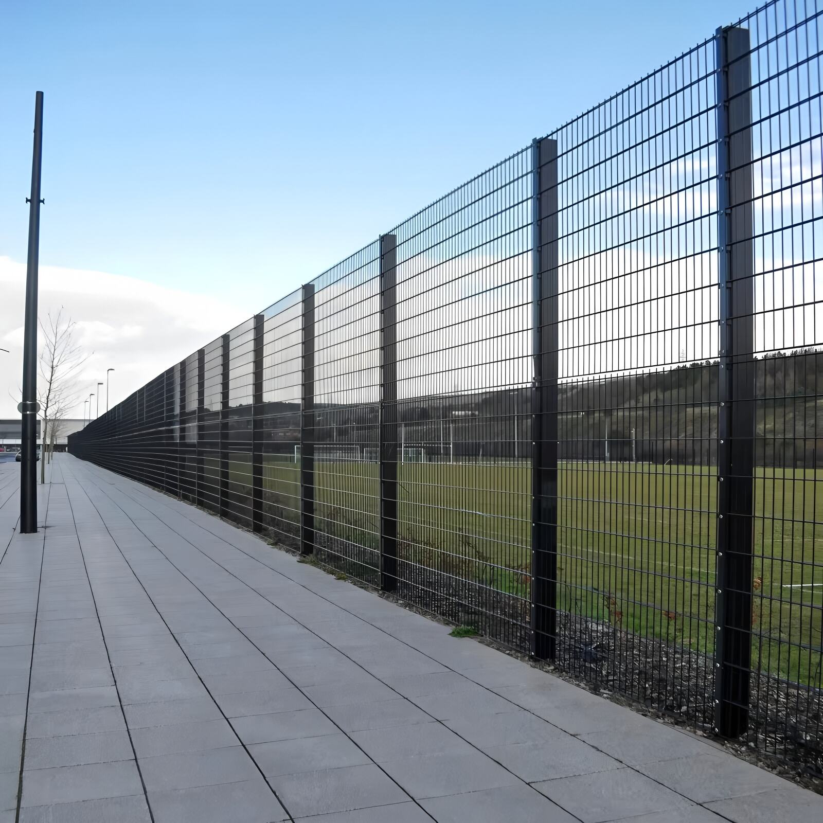 Railway Protection Railing: Durable Guardrail Solutions