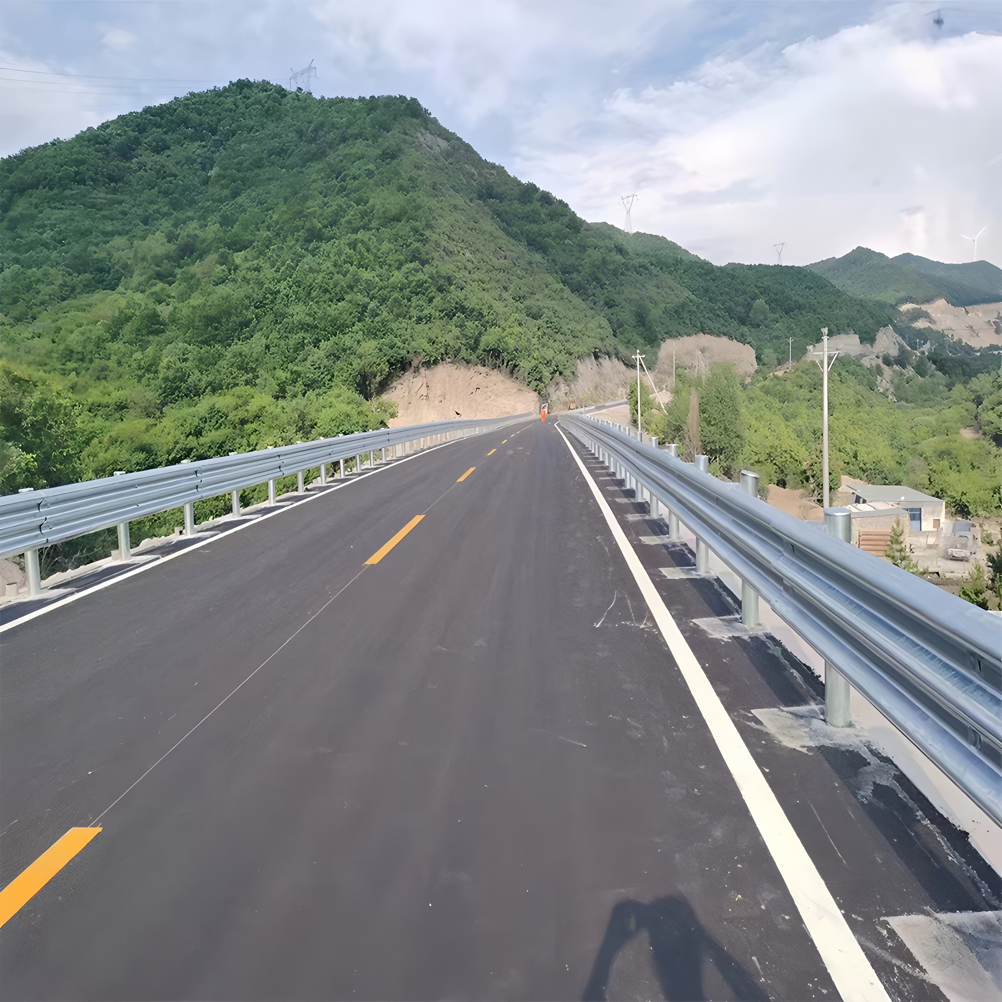 Freeway Guard Rails: Durable Highway Safety Solutions