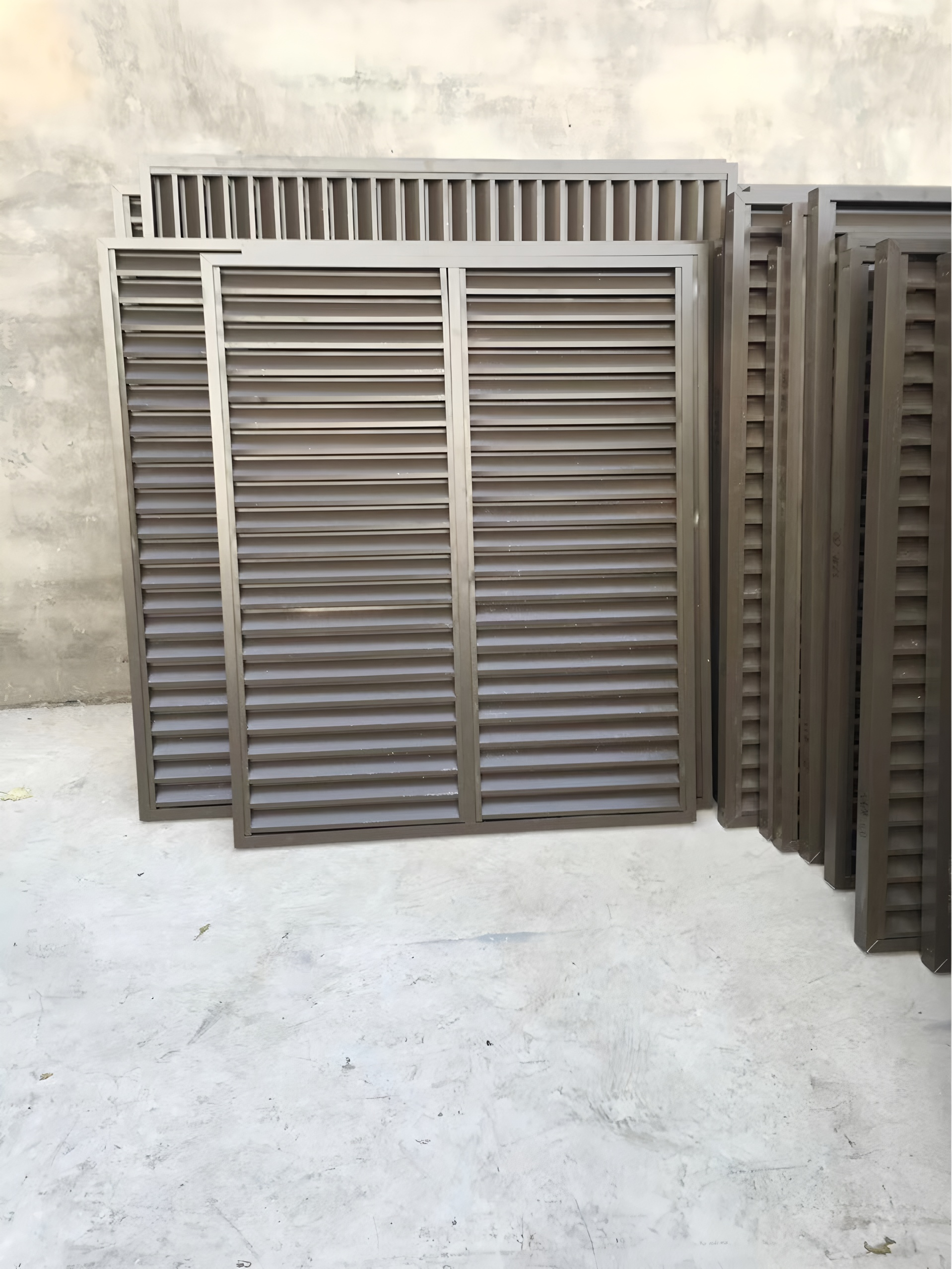 What makes galvanized steel blinds rust-resistant?