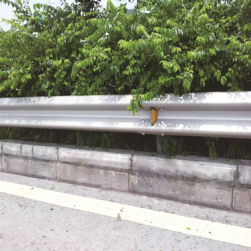 Hot-Dip Galvanized Corrugated Steel Traffic Barrier, 4320mm Length  ASTM A123 Certified for Highway and Bridge Safety factory