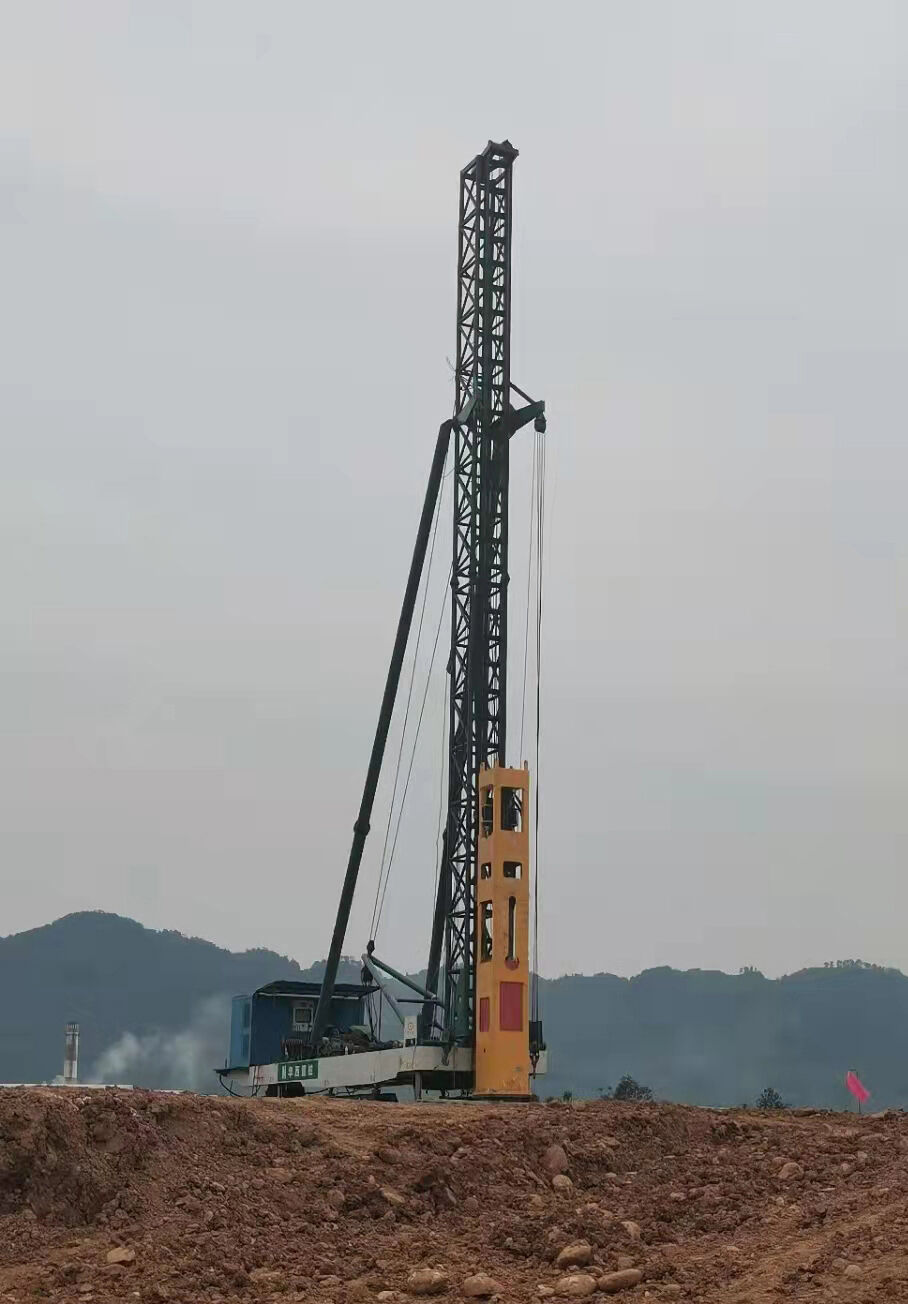 compact hammer 8.jpg