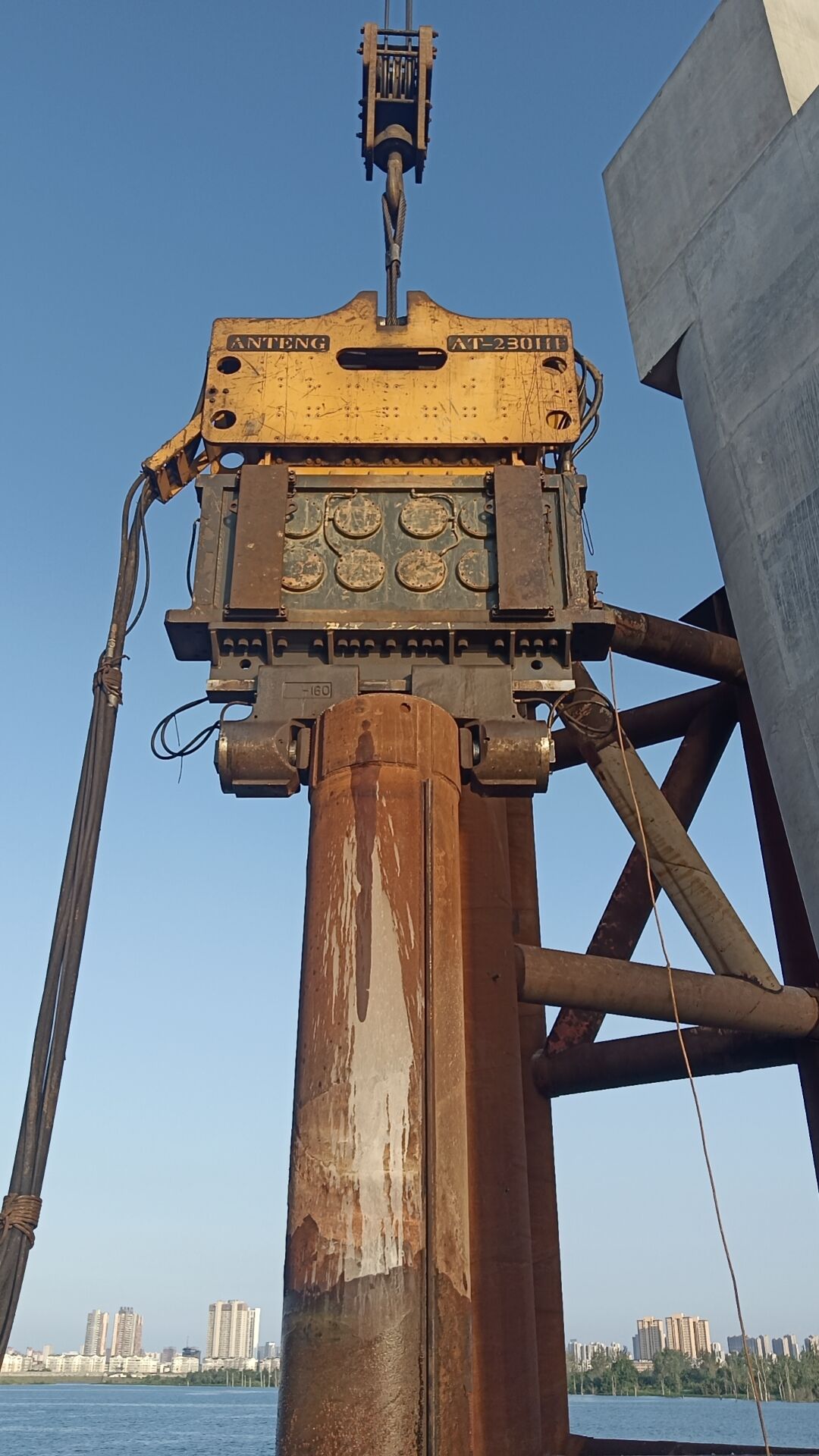 ميزات التحكم الدقيق والتشغيل الذكي