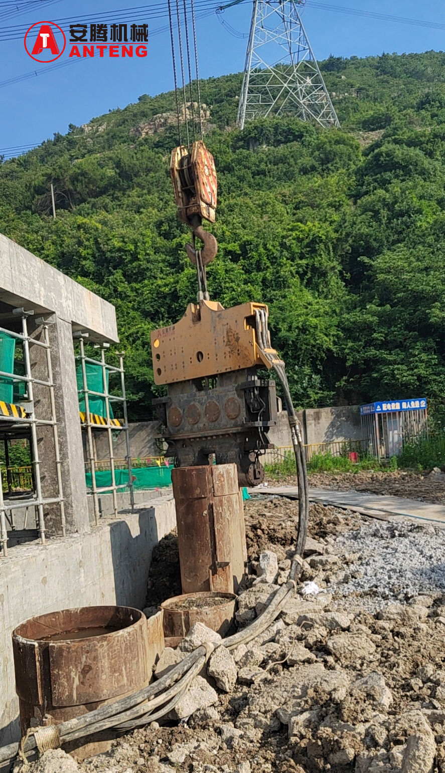 Versatile Multi-Soil Adaptability and Material Compatibility