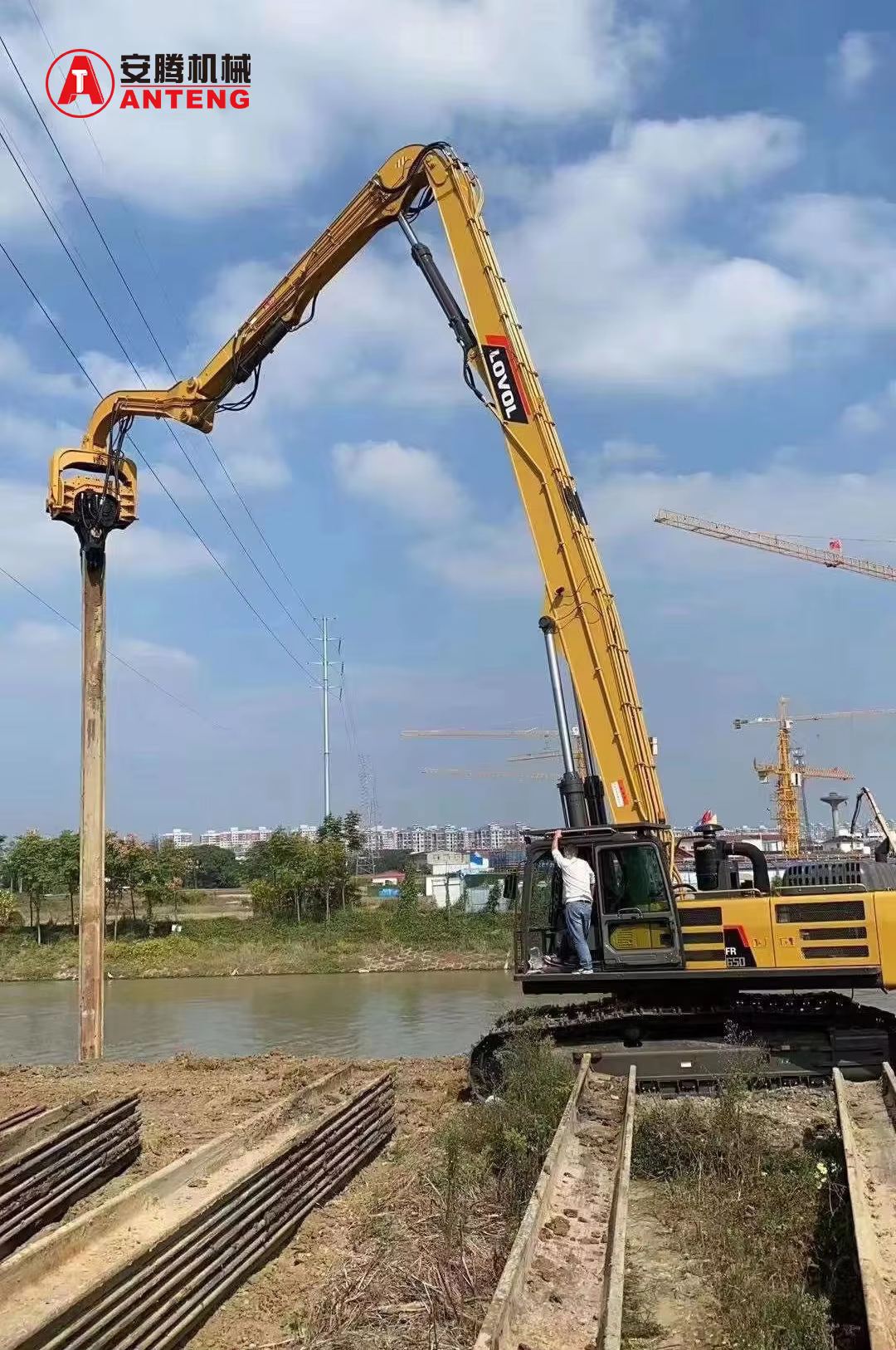 Weight Class Considerations for Excavator Vibro Hammer Systems