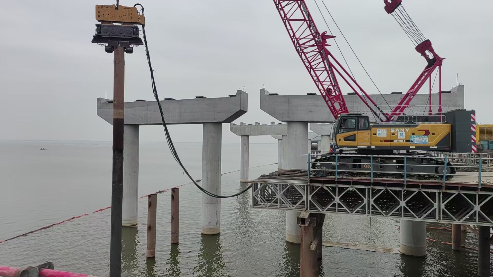 可変衝撃エネルギー制御システム