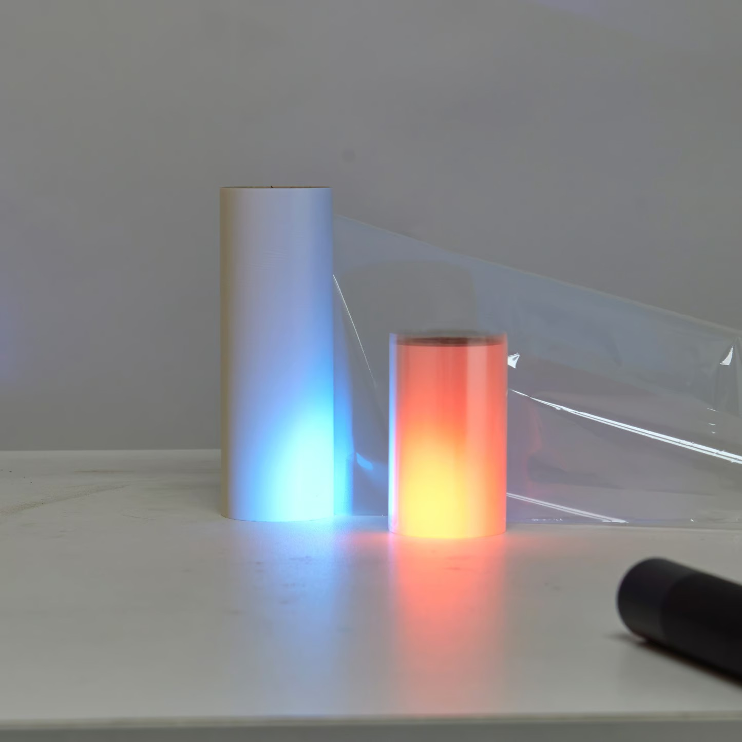 선명한 디자인의 맞춤형 인쇄 리본을 공급합니다