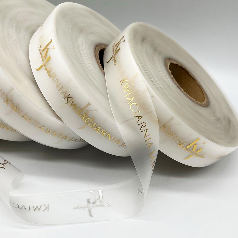 Wenn Metallic-Gold auf weiches TPU trifft – eine „Texturrevolution“ im Satin-Look