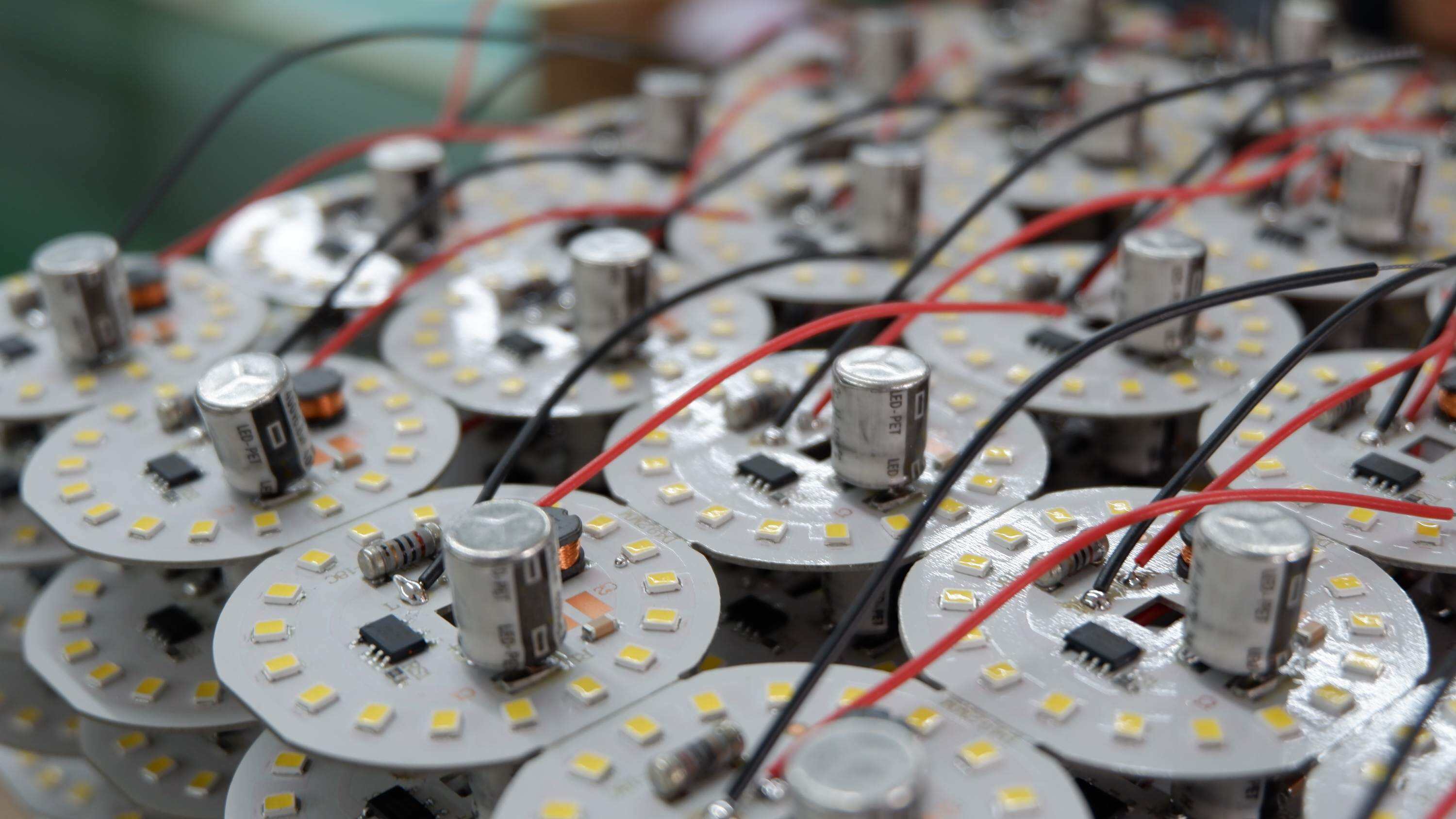 led-pcb-board.jpg