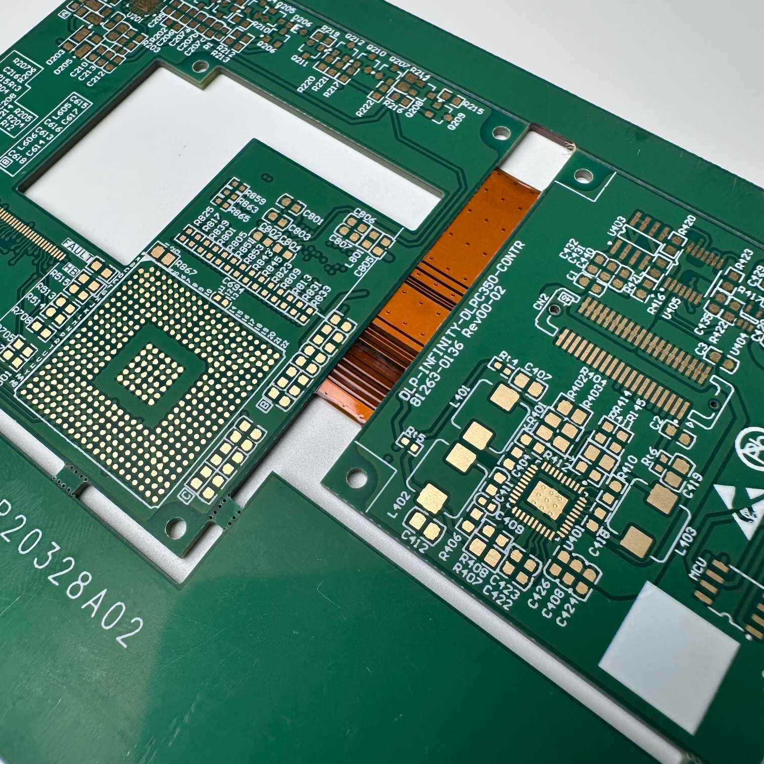 rigid-flex-rigid-pcb​.jpg