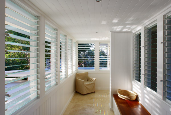 Glass louvered wall panel