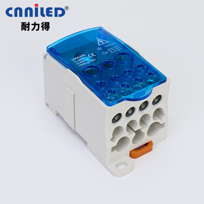 UKK400A - UKK razdelilna omarica z visoko močjo in enojnim nivojem priključkov