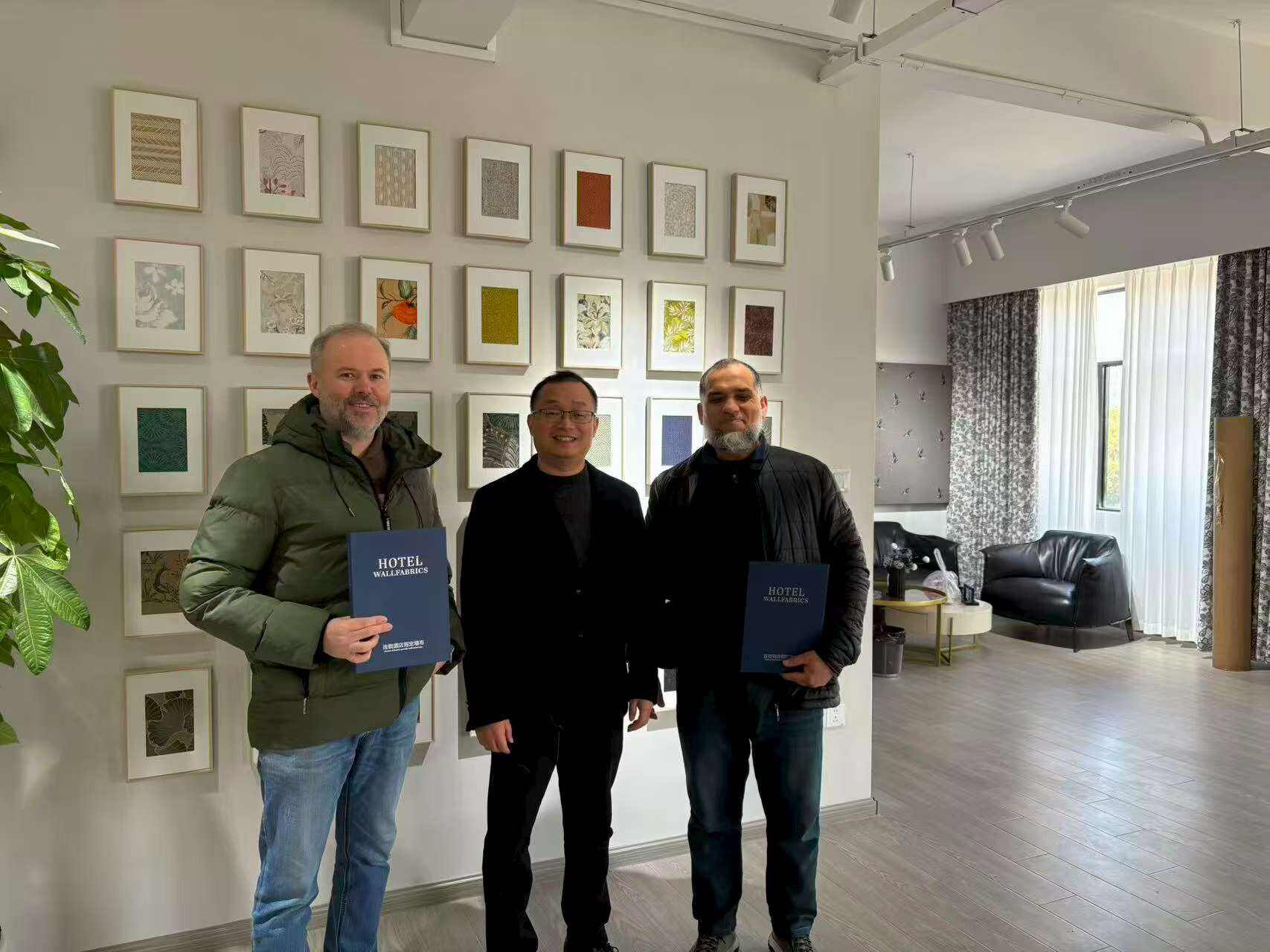 We warmly welcome Mr.ALEX and his partners to visit Meibi 