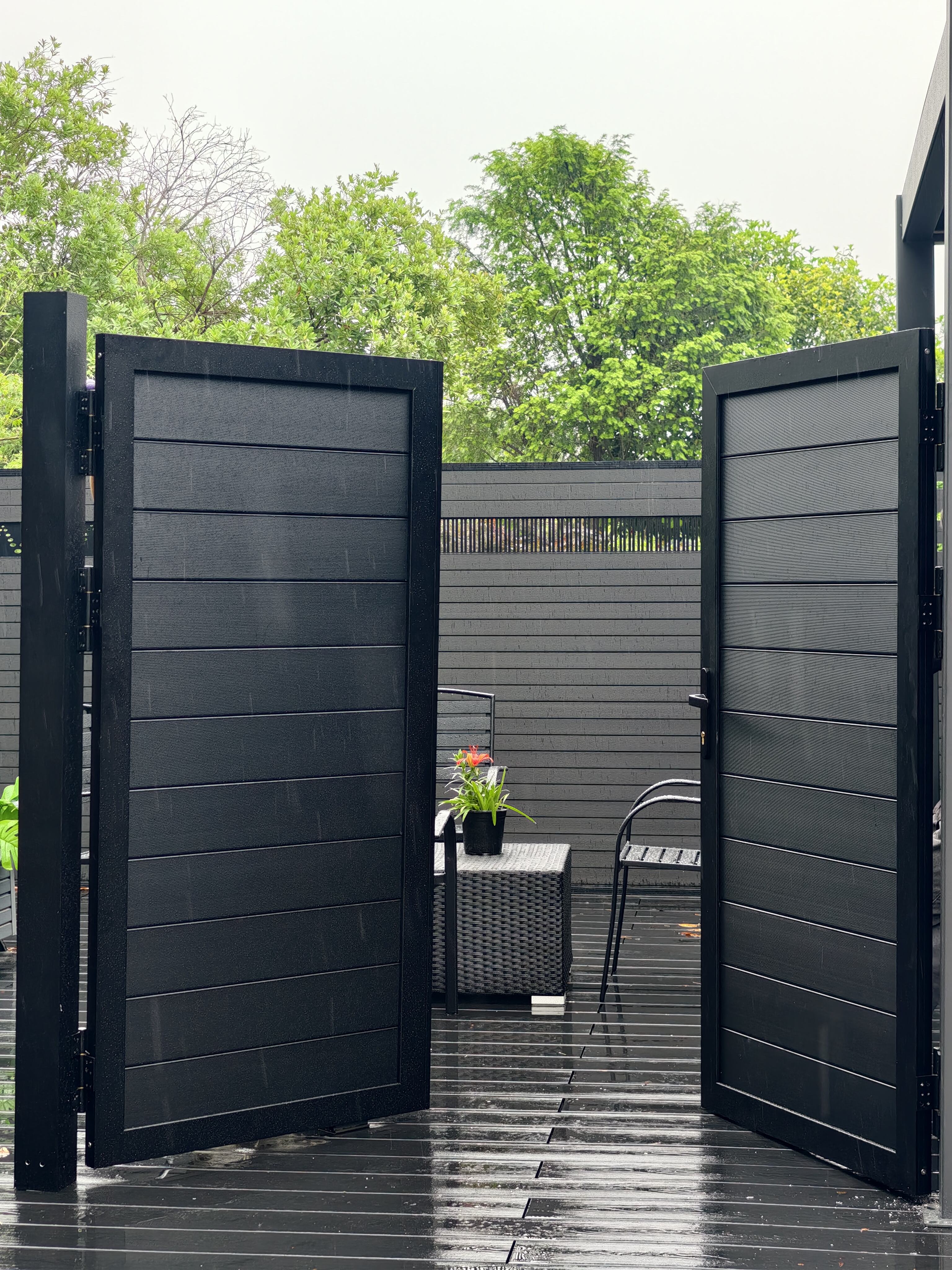 Aluminum Gate Installation – Smooth, Durable, Modern Entry Solution