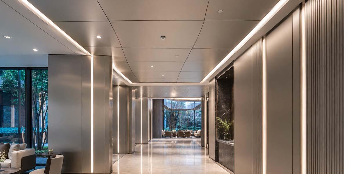 图5:Residential corridor wall and ceiling 1.jpg