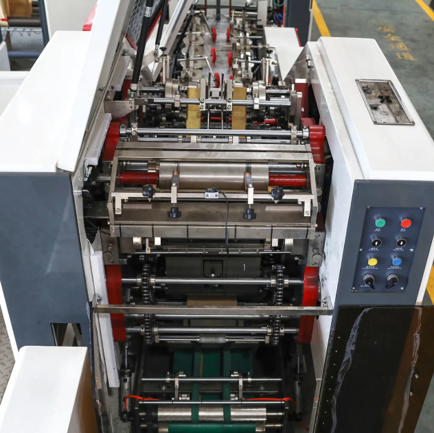 Van rol naar zak in één stap — innovatieve papierenzakmachine