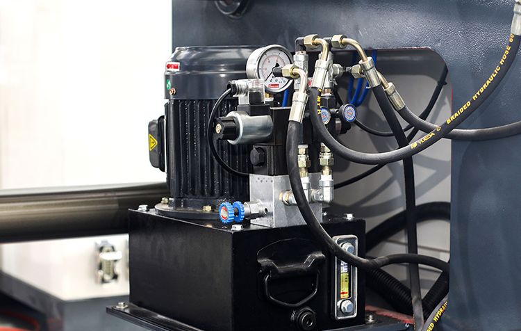 5.hydrualic pump.png