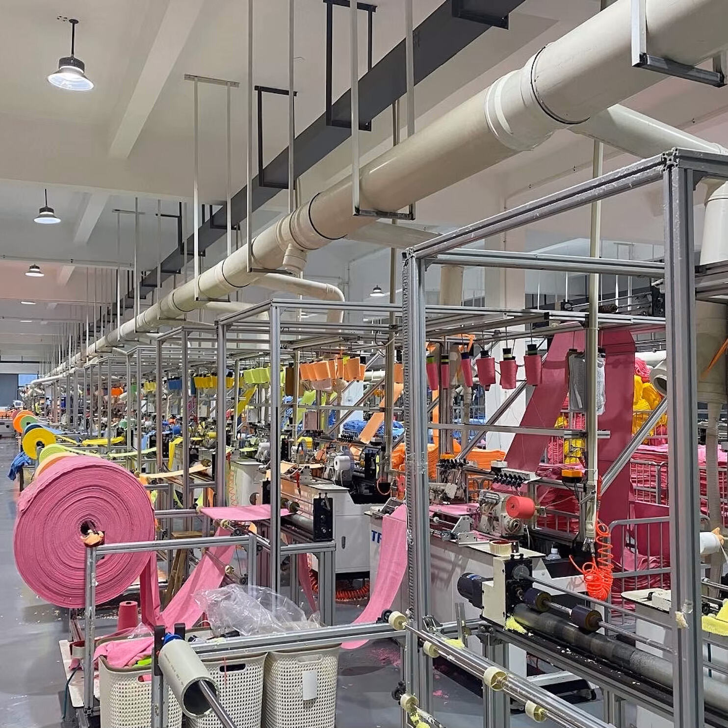automated industrial overlock sewing machine for towels et 5812 jwb-6