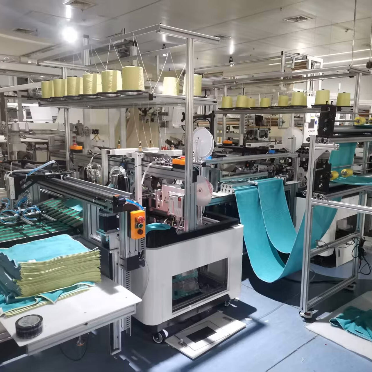 industrial automatic microfiber towel cross cutting overlock machine et 5811-4