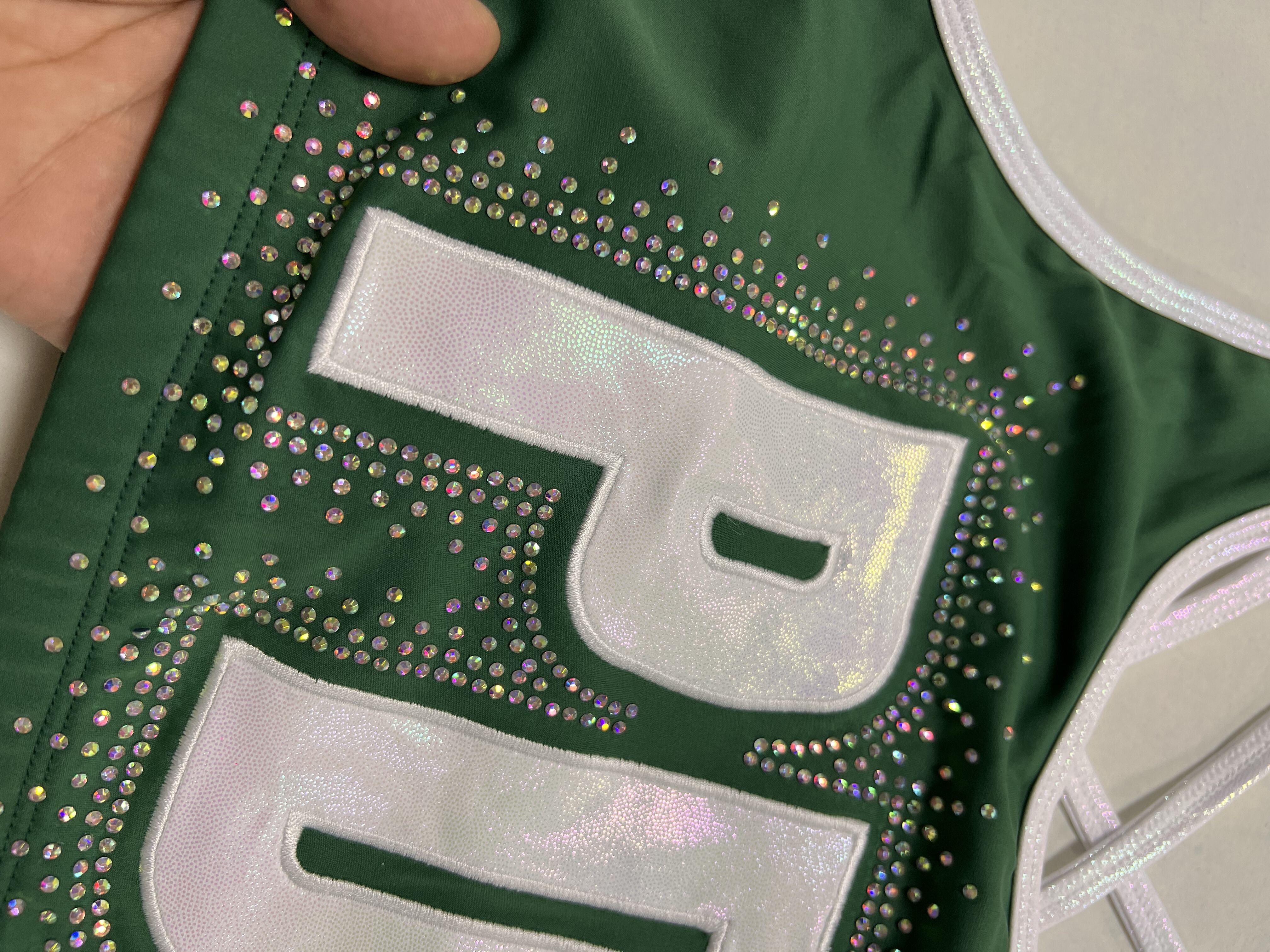 Toplu indirimlerimizle özel rozet yamalar için en iyi değeri kazanın