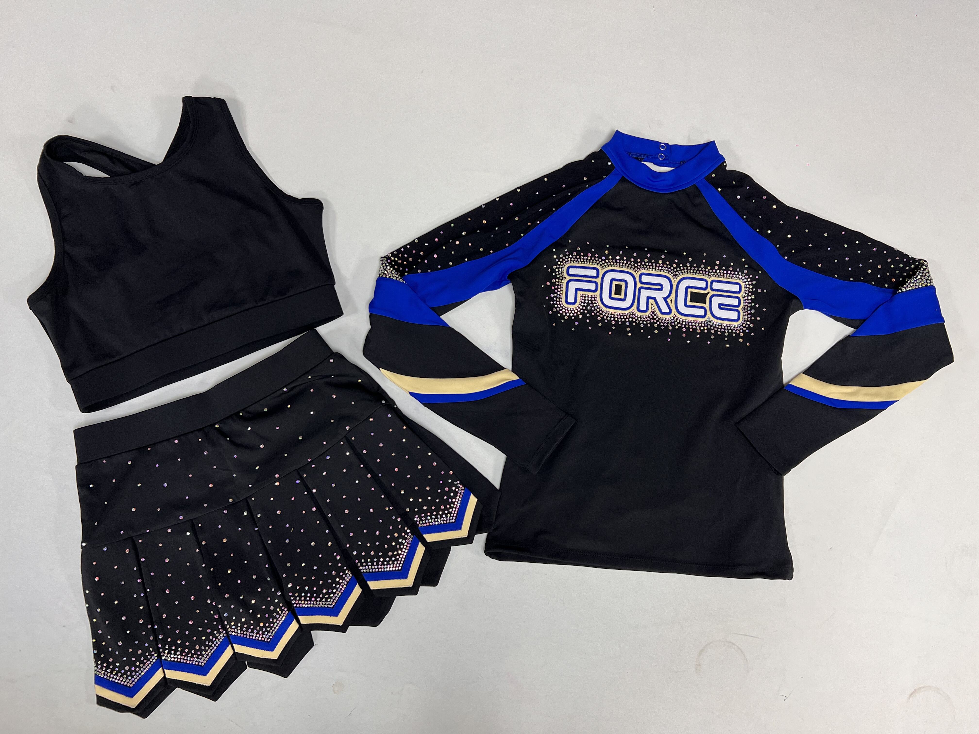 Kız kızları için şık ve rahat yontulmuş etekler