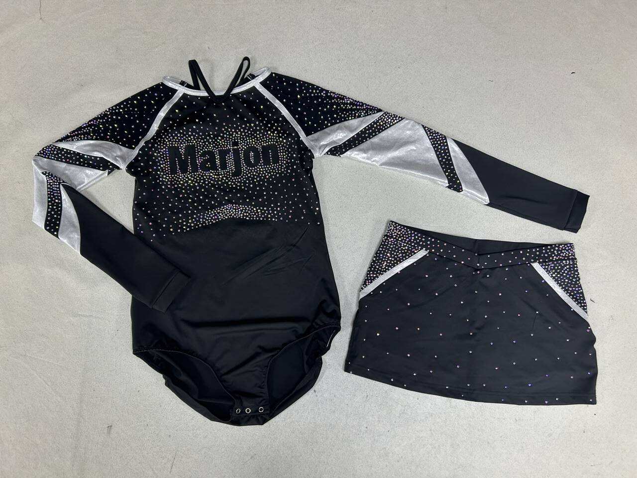 Takımınızın öne çıkmasını sağlayacak dayanıklı ve kaliteli amigo üniformaları.