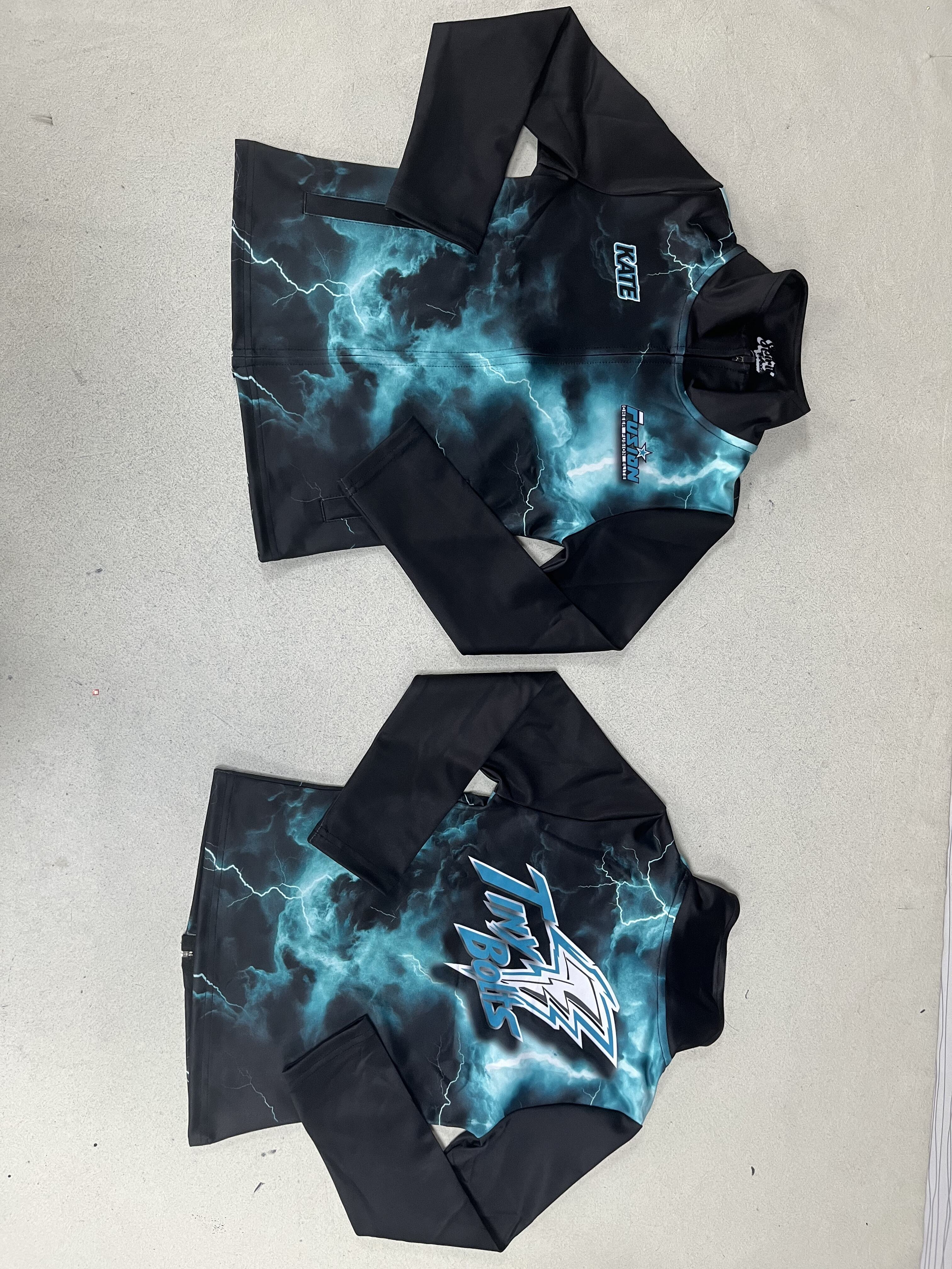 Koşu Takımları için Moda Tasarımlar ve Özelleştirme Seçenekleri