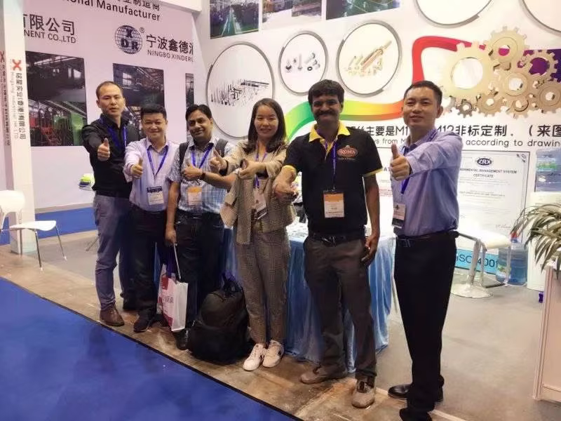 Captive Bolt M3.5 M4 M5 M6 Pan Round Head Custom Non Standard Customized Screw Captive Panel Screw factory