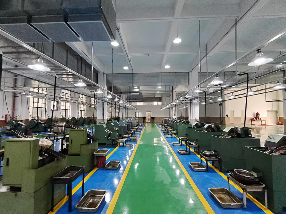 Nuts Factory CNC Threaded Insert Nut 1/4 Inch M1.6 M2 M2.5 M3 M4 M5 M6 M8 M10 Stainless Steel Copper Brass Knurled Nuts supplier