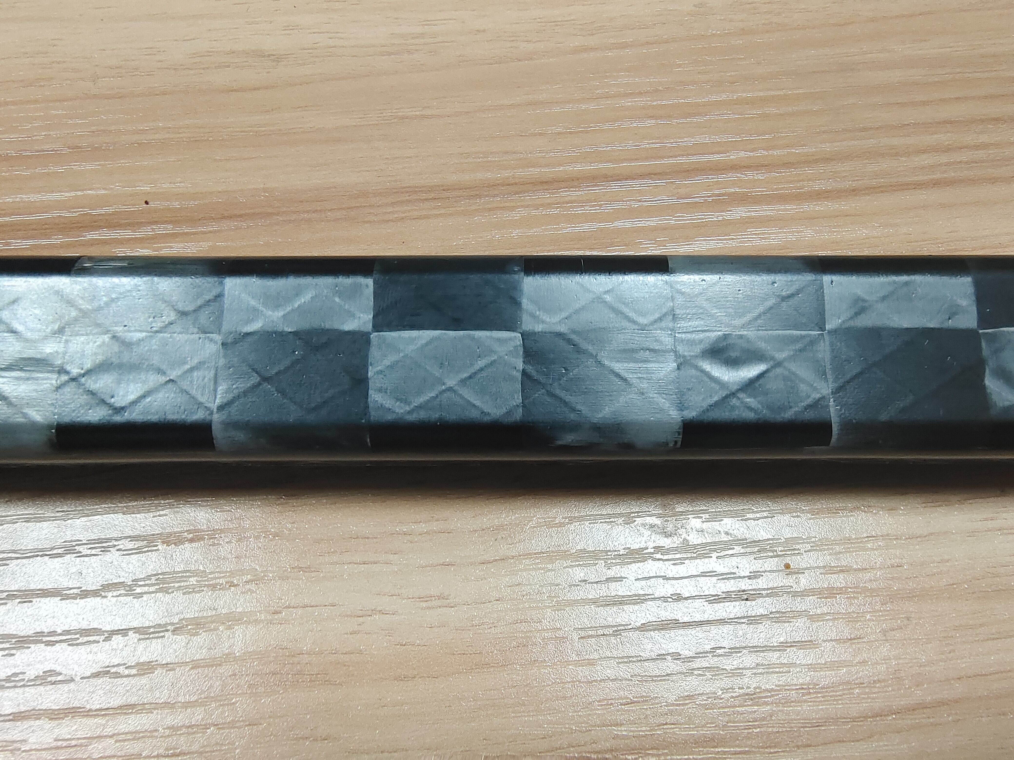 Carbon fiber hockey stick, featuring built-in titanium alloy mesh - a brand-new product