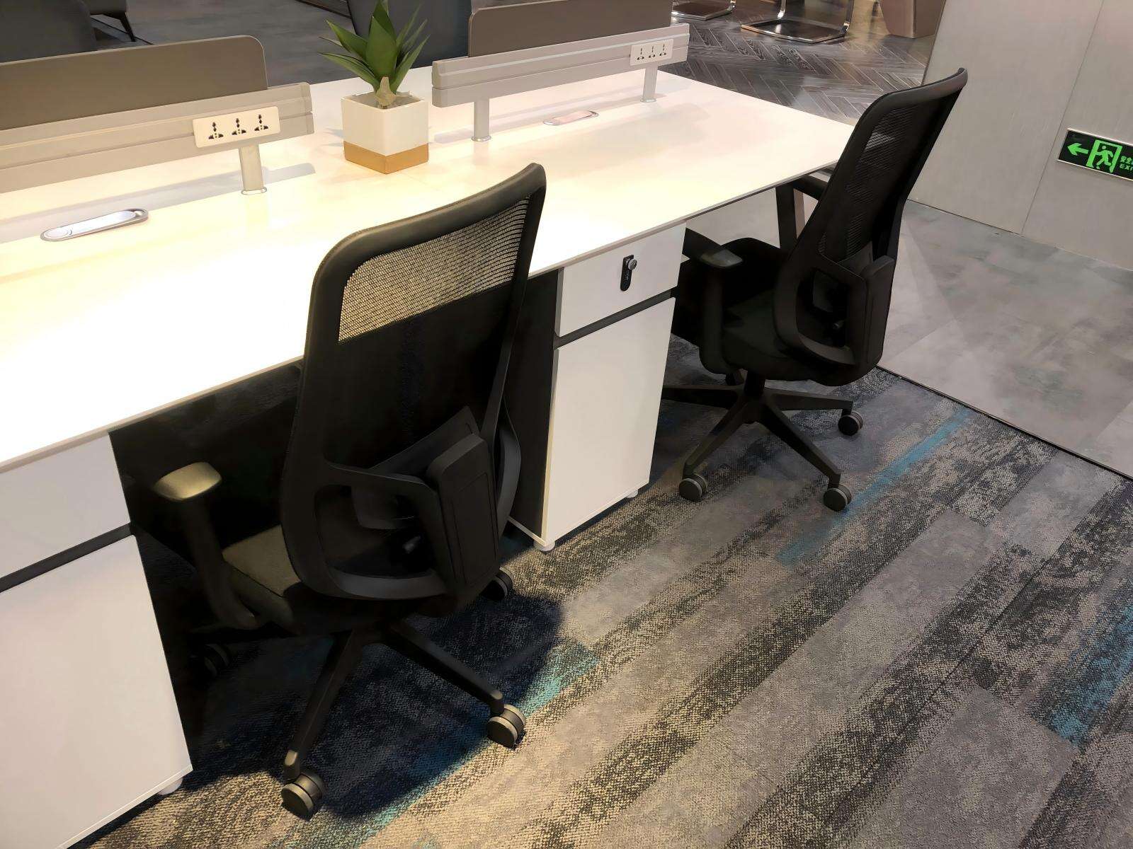 Foshan Modern Style Office Chair Mesh Furniture Swivel Executive Chair-内容插图-3.jpg