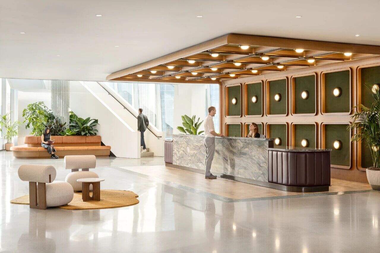 Office Fit-Out Made Simple: A Designer‘s Guide to Choosing the Right Furniture