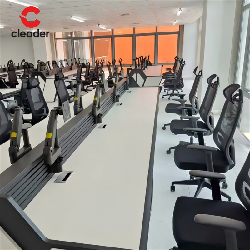 Foshan Modern Style Office Chair Mesh Furniture Swivel Executive Chair