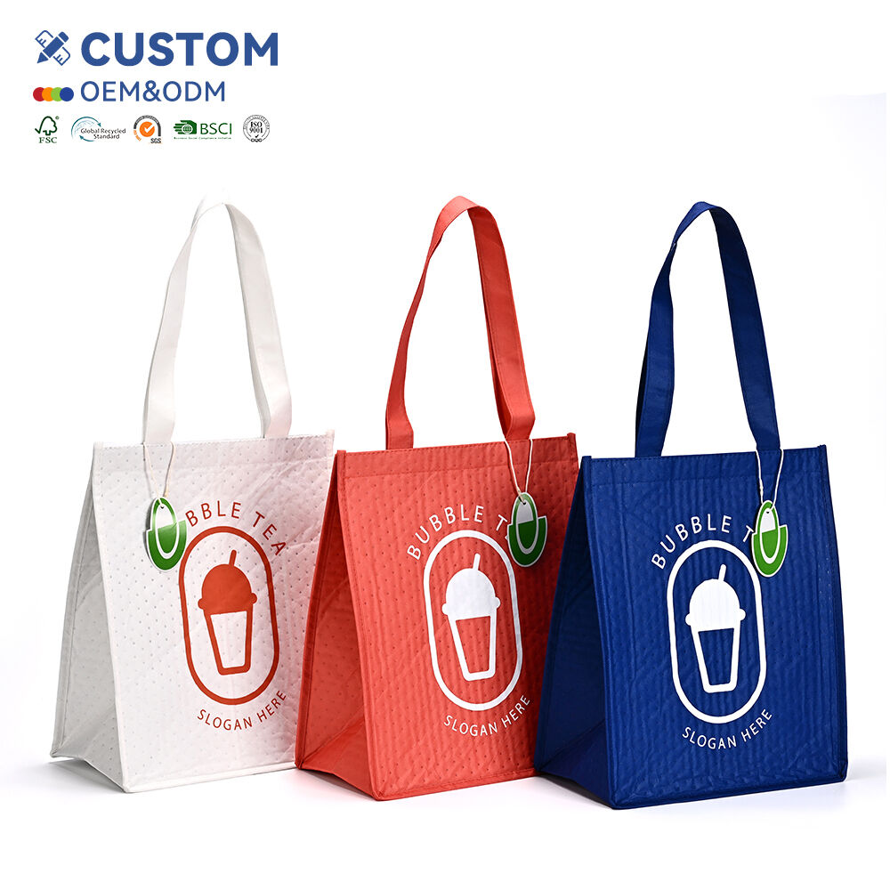 Comment les sacs en coton se comparent-ils aux options réutilisables synthétiques ?
