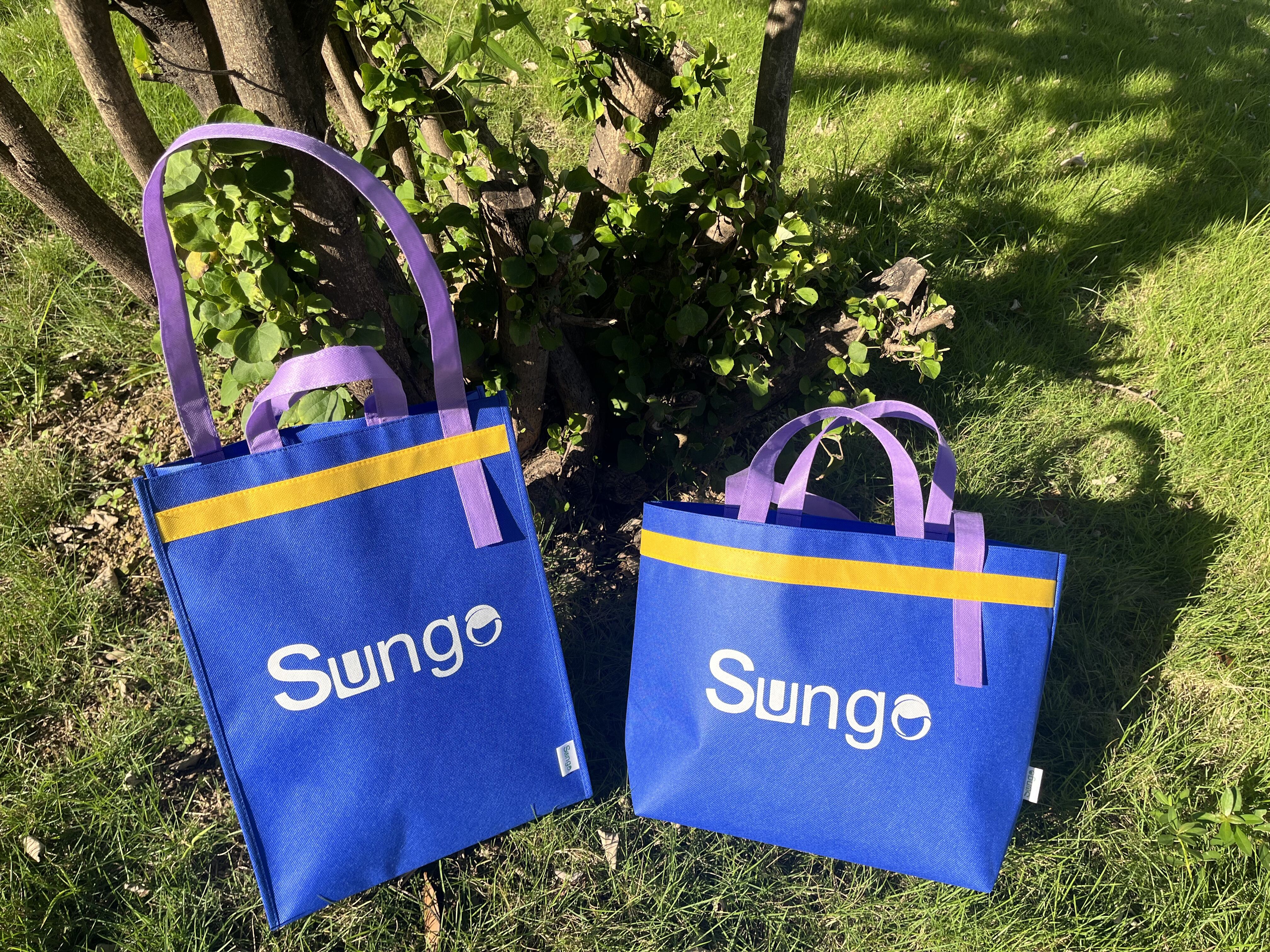 How Do Tote Bags Benefit Retailers and Fashion Brands?