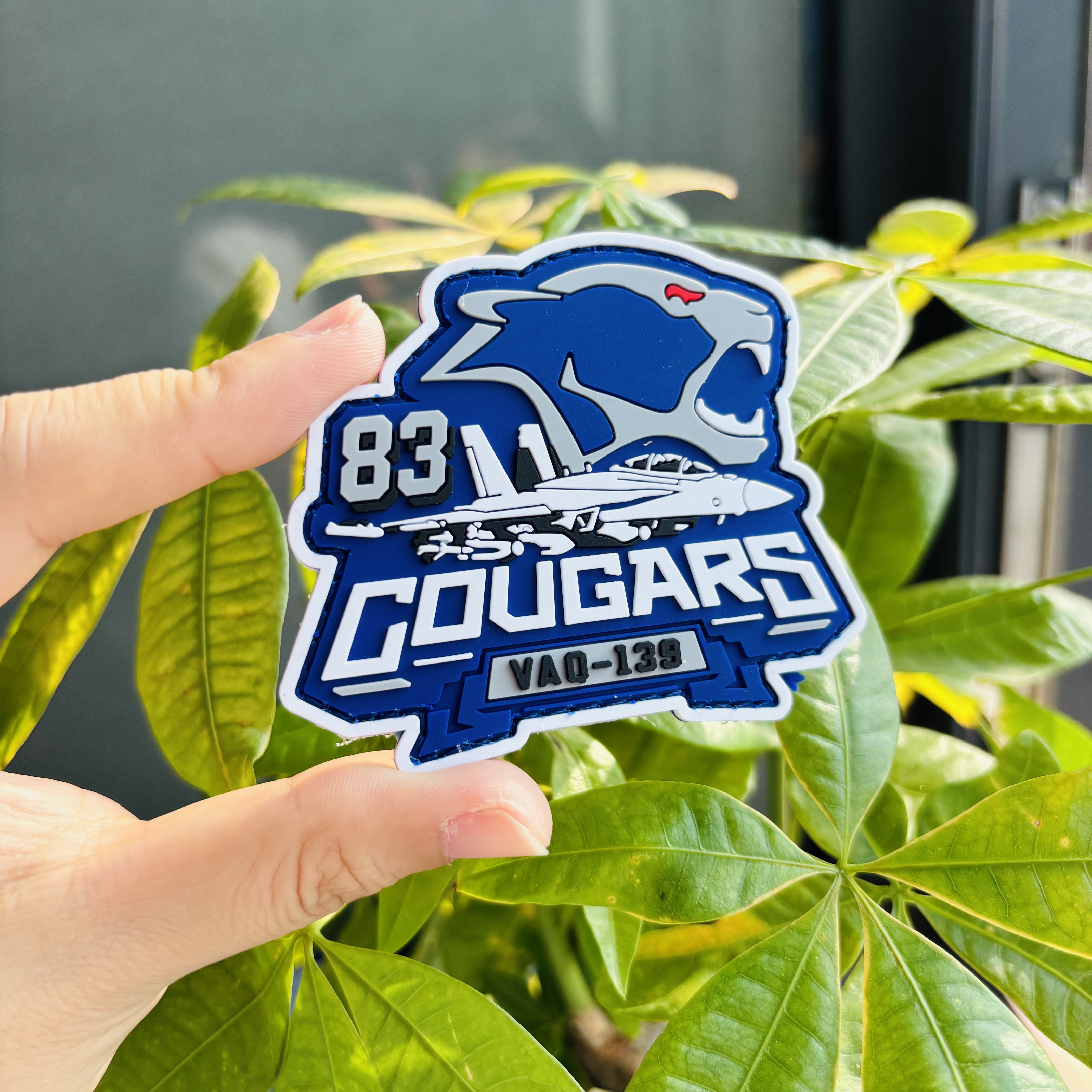 Vendita Diretta dalla Fabbrica Patches per Abbigliamento 3D in PVC da Cucire con Ganci e Asse Adesivo sul Retro in PVC Morbido