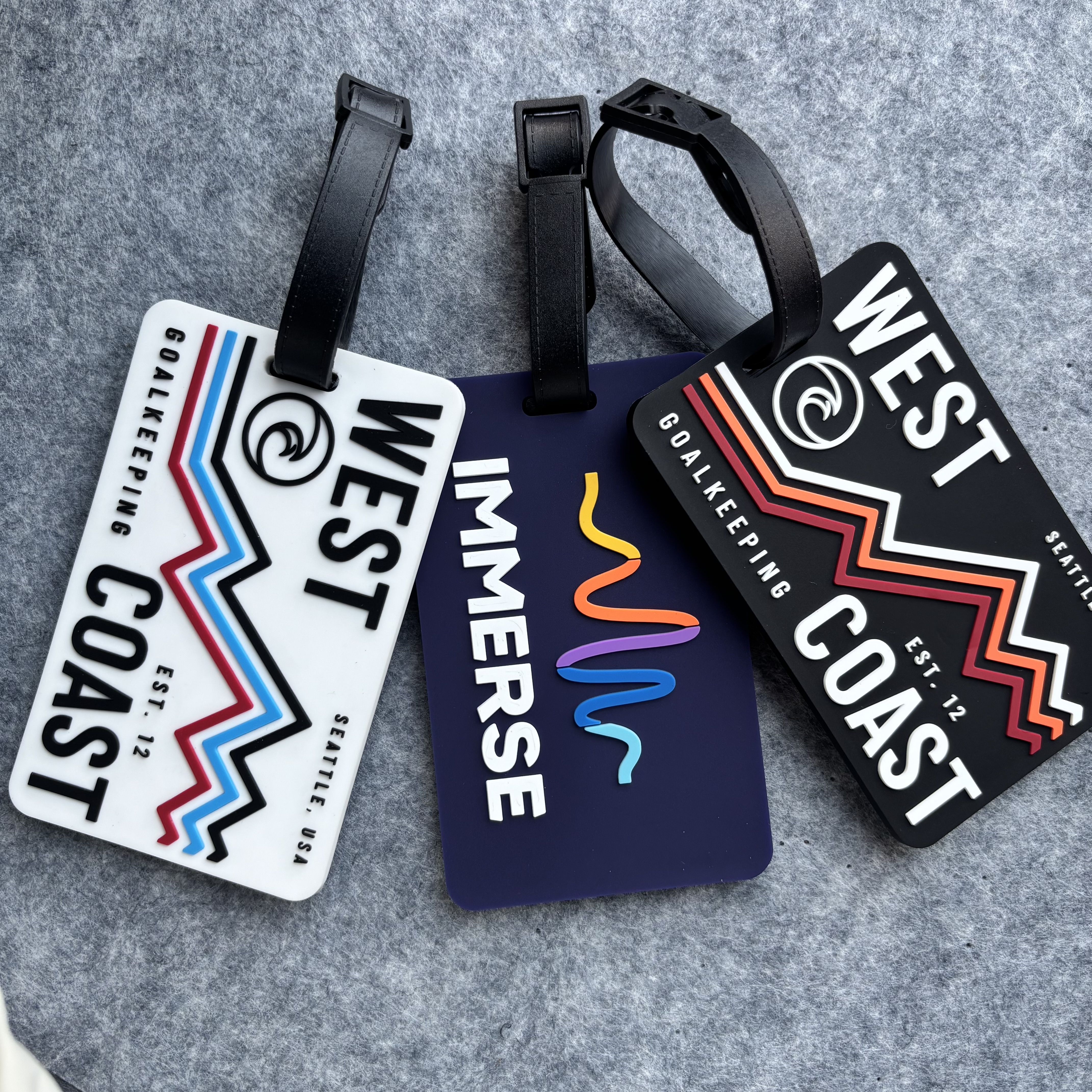 Etichette da Viaggio Personalizzate al Grosso con Motivo in Gomma Morbida PVC, Realizzazione su Misura