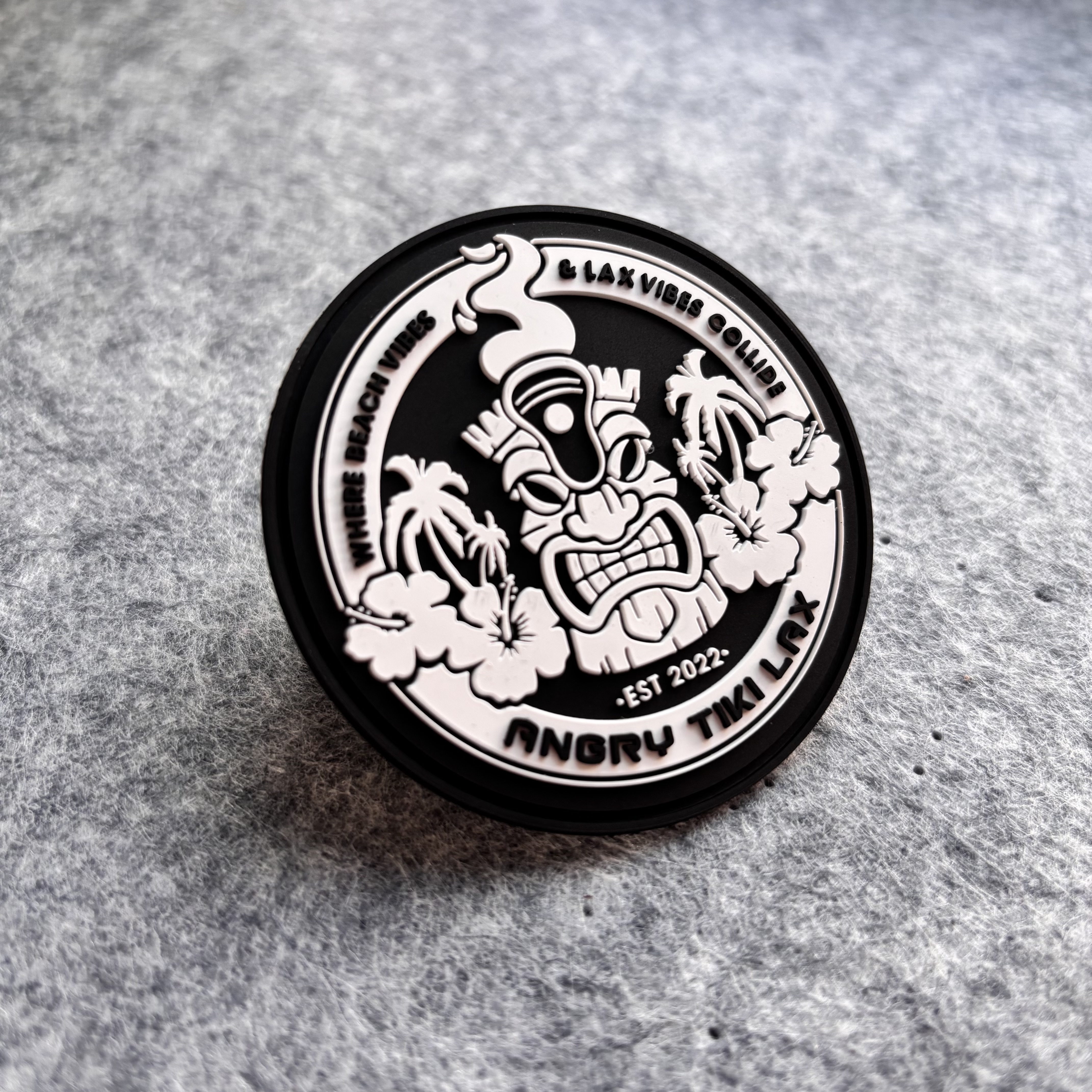 Benutzerdefiniertes Logo Cartoon Klettverschluss Druck Aufnäher Nähen Bügeleisen Weich Embossiert 3D Kleidungsartikel Gummipvc-Aufnäher für Mützen und Kleidung
