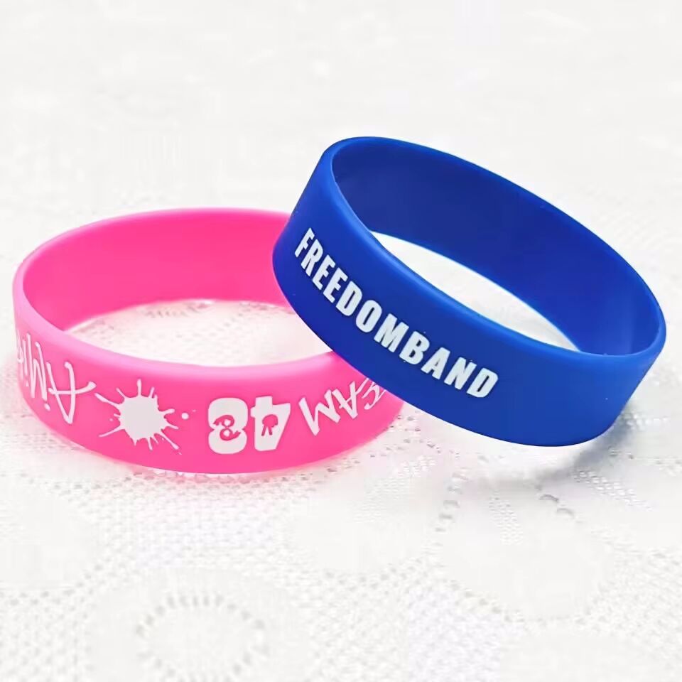 Soft PVC vs Silicone Keychains: Whats the Difference?