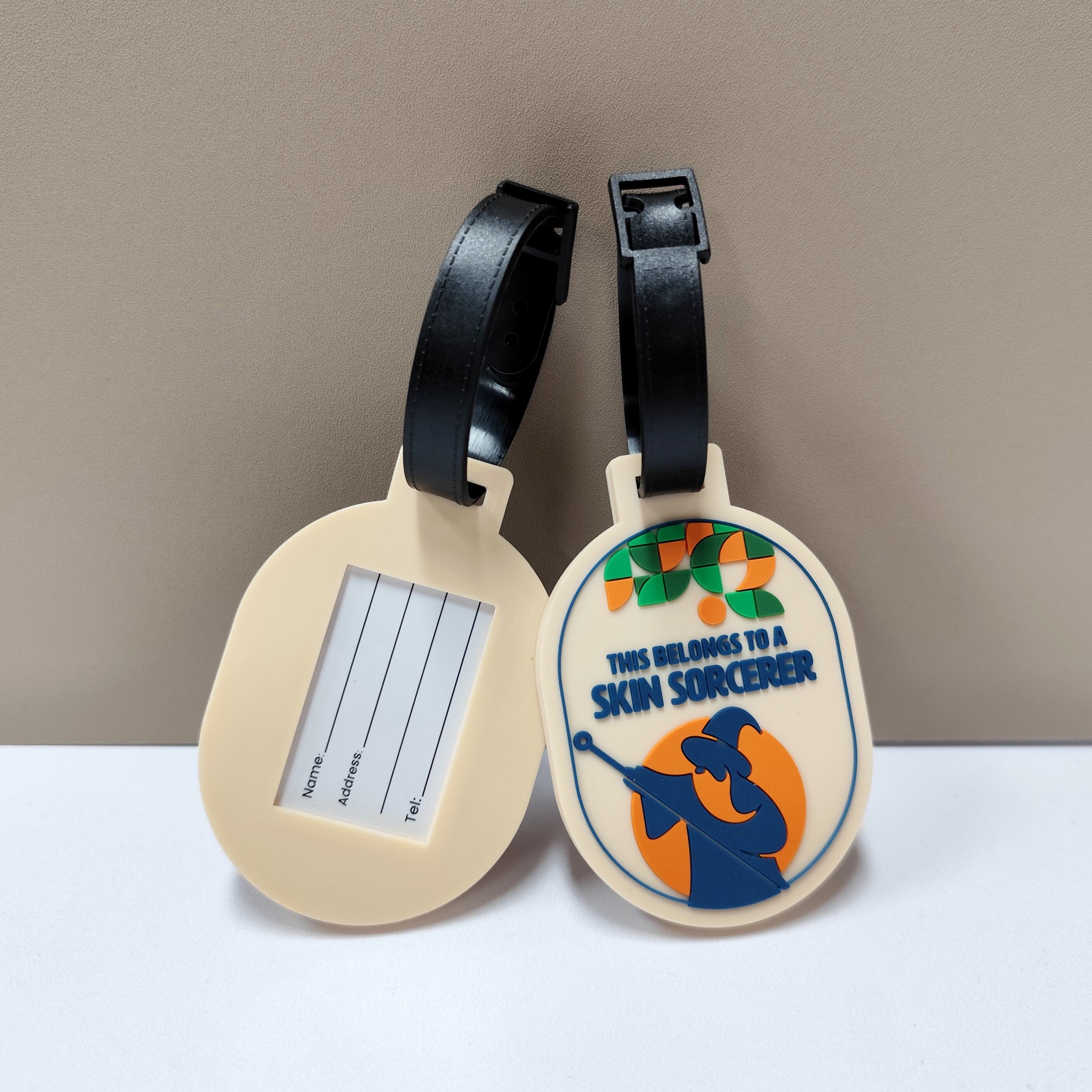 Etichette per bagagli personalizzate progettate dall'azienda produttrice, creative in PVC per viaggio