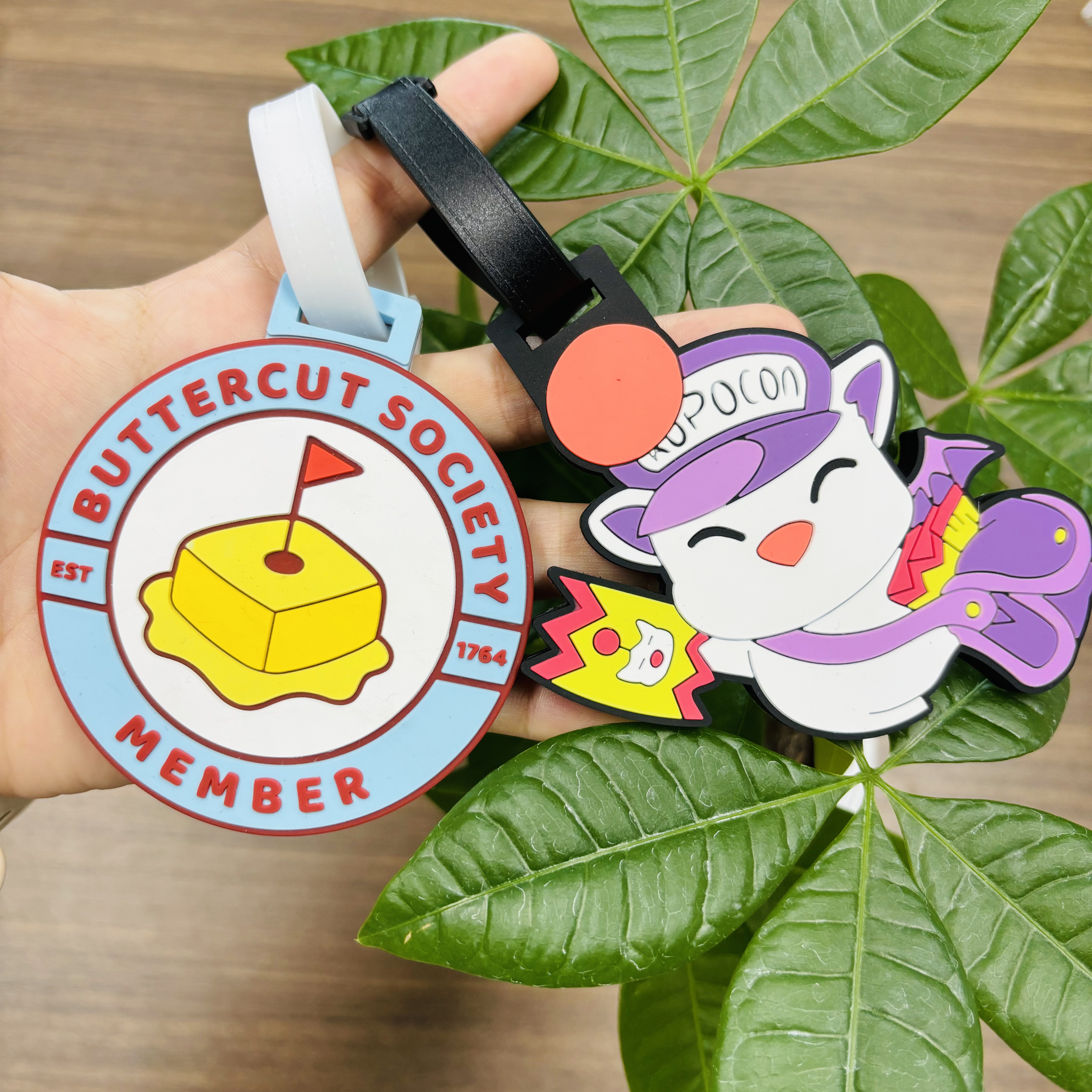 Eco-Friendly Branded Luggage Tags: Sustainable Materials with a Premium Look