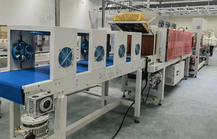 Film Shrink Wrapping Packing Machine For Bottled Water Drink LC-MBS40