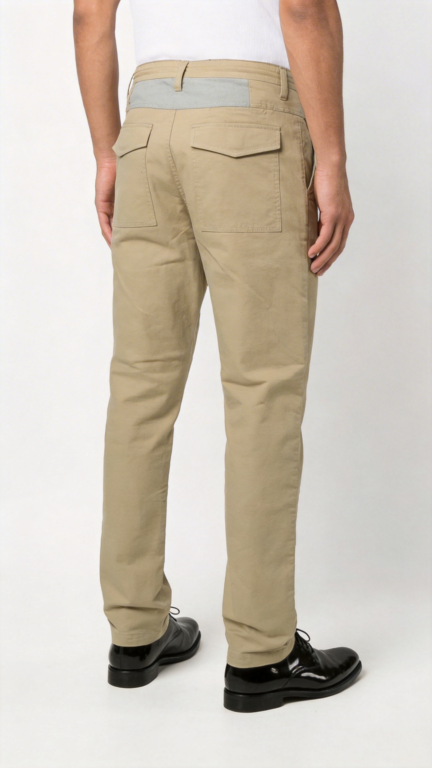 Unmatched Customization and Quality in Wholesale Mens Lightweight Trousers