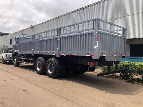 70 TONS CAPACITY 12.67M 3-AXLE FLATBED