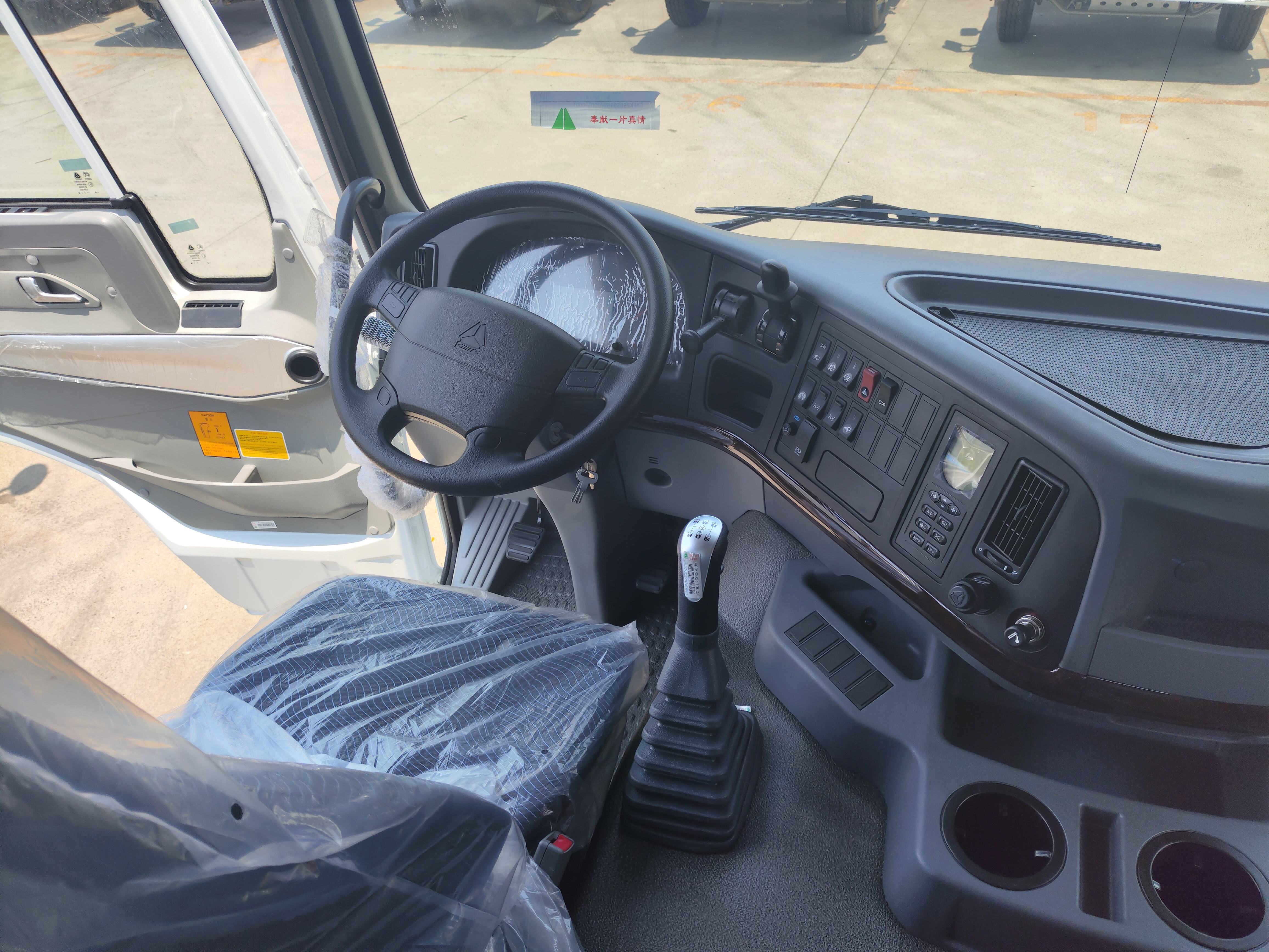 Solutions de remorquage fiables pour grands camions adaptées à tous vos besoins