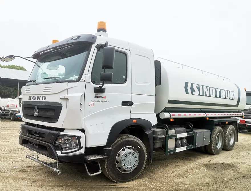 SINOTRUK HOWO T7S 6X4 CISTERNAS